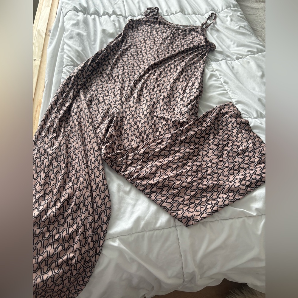Women’s size 8 jumpsuit